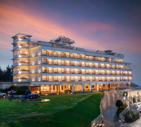 VIBE MUNNAR RESORTS & SPA