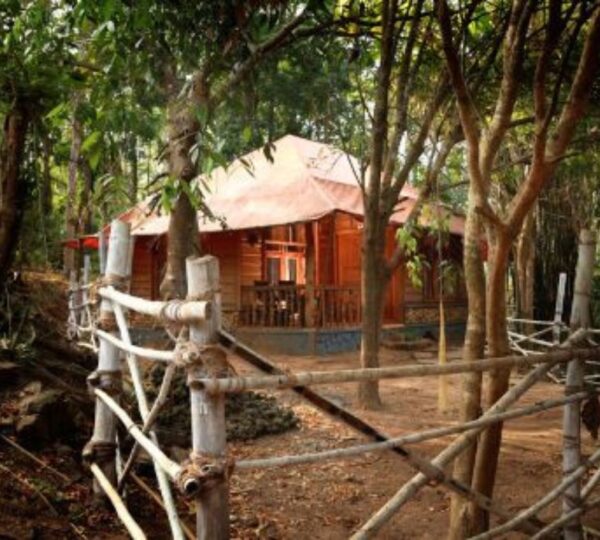 PUGMARKS JUNGLE LODGE
