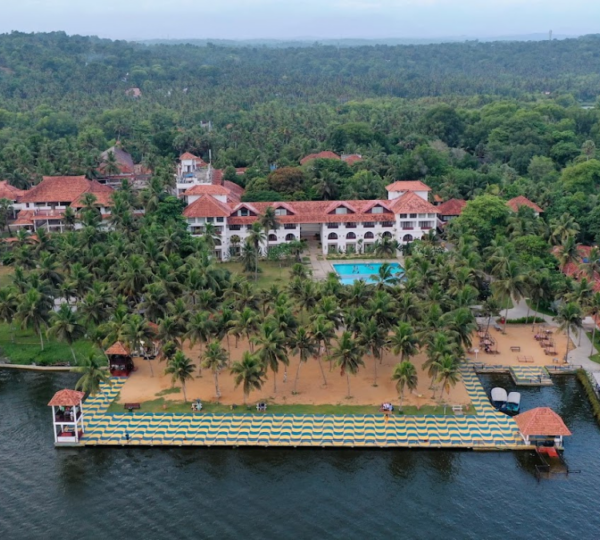 ESTUARY SAROVAR PORTICO,  POOVAR ISLAND