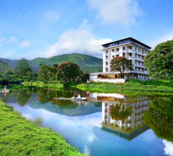 WESTWOOD HOTELS, MUNNAR