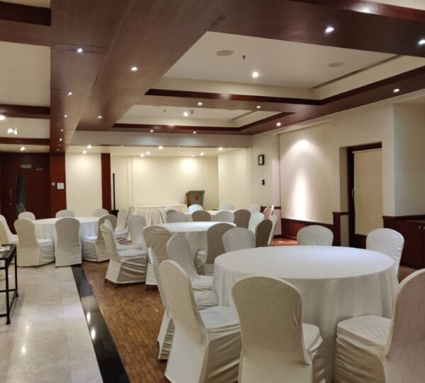 RAMADA LAKE RESORT & SPA