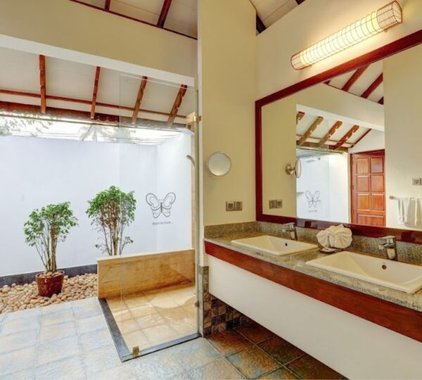 RHYTHM KUMARAKOM