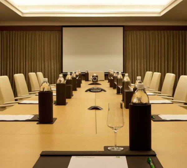HOLIDAY INN COCHIN
