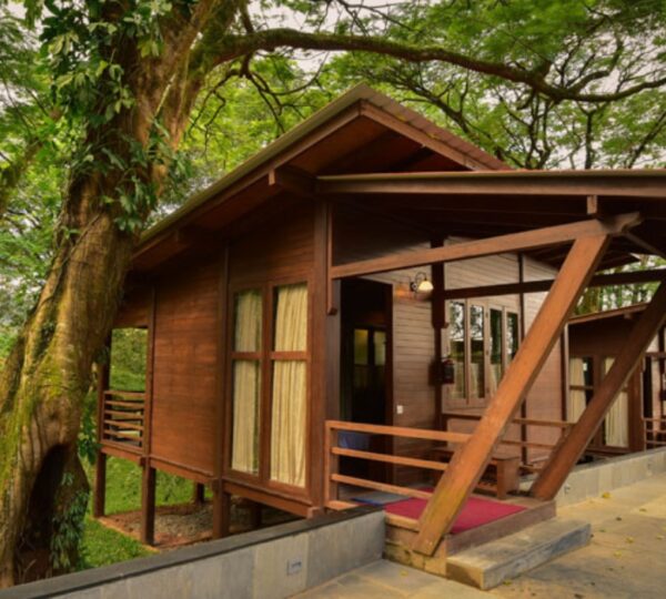 TALAYAR VALLEY BUNGALOW