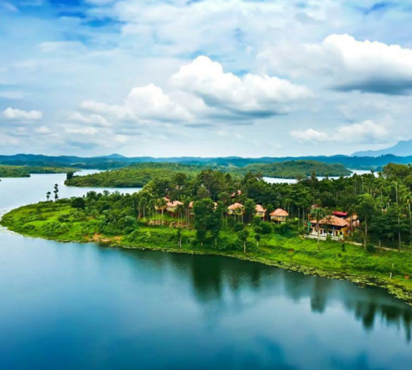 KARAPUZHA VILLAGE RESORT