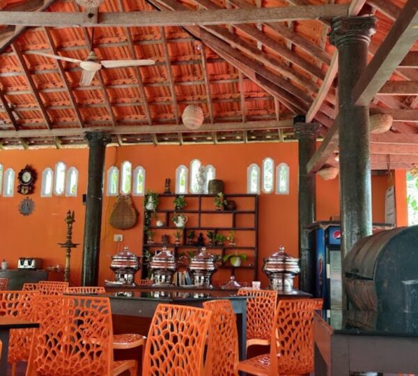 GOLDEN SANDS BEACH RESORT