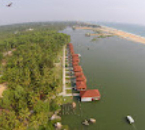 POOVAR ISLAND RESORT