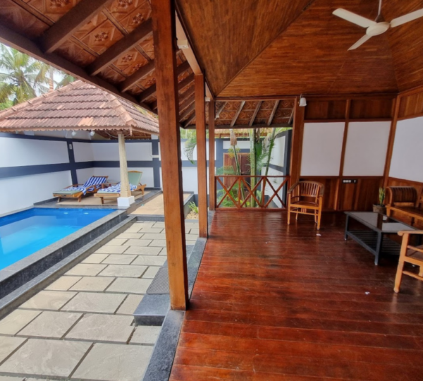 ESTUARY SAROVAR PORTICO,  POOVAR ISLAND