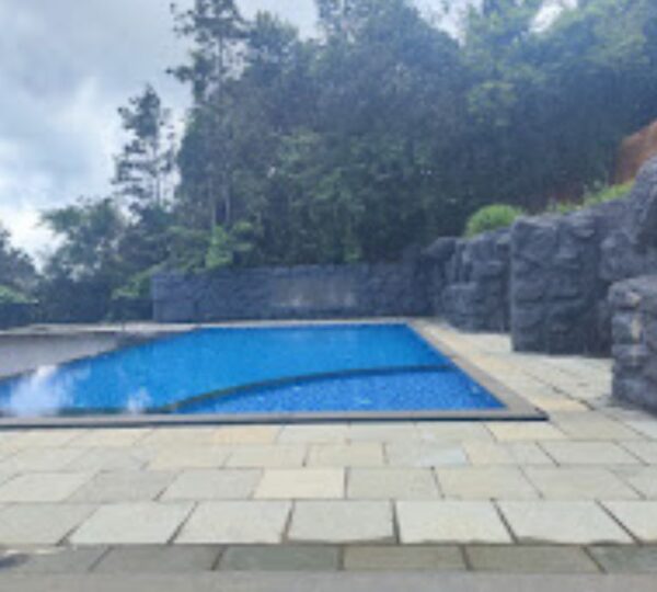 AVEDA MOUNTAINS & MIST MUNNAR