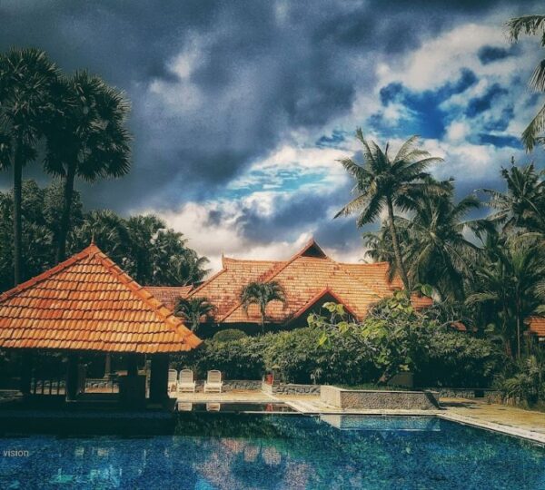 POOVAR ISLAND RESORT