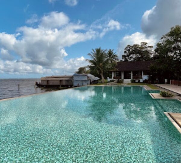 THE PAUL RESORTS & HOTELS KUMARAKOM LAKE RESORT