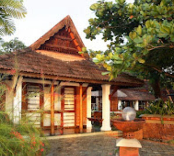 PUNNAMADA BACKWATER  RESORT
