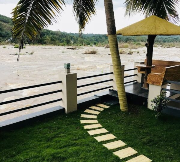 RIVERINE SUITES