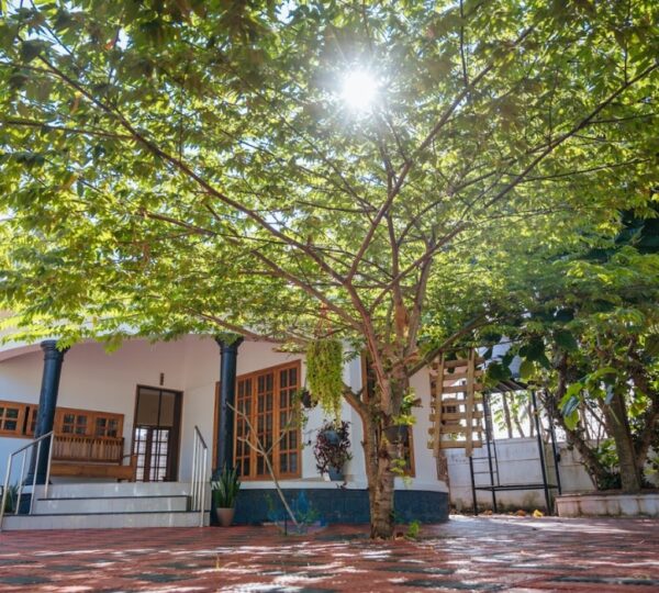 CARMEL SIMON VILLA  HOMESTAY
